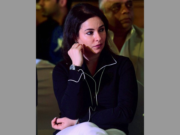 బ్యాట్ తన బాషలో నాతో మాట్లాడుతుందని చెప్పా