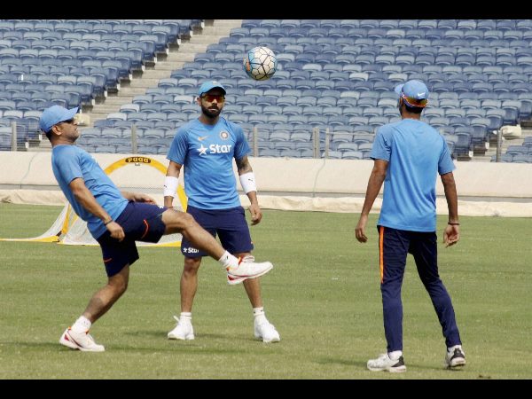 బెంగుళూరులో ఒకటి గెలిస్తే, ఒకటి ఓటమి