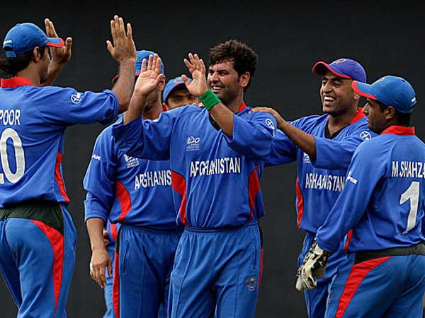 పది దేశాలకు టెస్టు హోదా