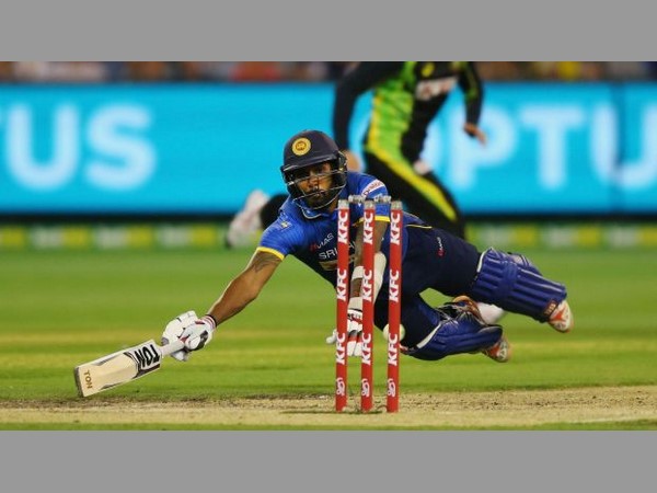 గుణరత్నే, సిరివర్ధన అవుట్: మలుపు తిరిగిన మ్యాచ్