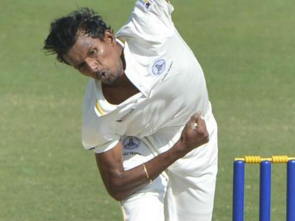 నటరాజన్‌ తండ్రి రైల్వే పోర్టర్‌