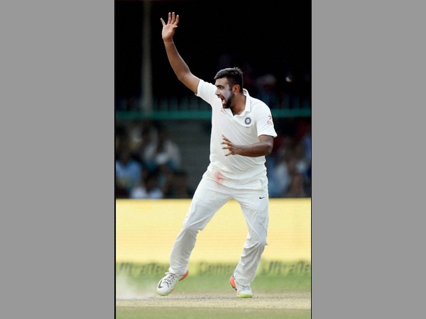 అత్యంత వేగంగా 250 వికెట్లు రికార్డుని సైతం