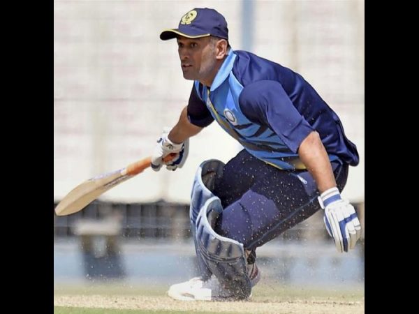 భార్య సాక్షిని కలిసిందీ కోల్‌కతాలోనే