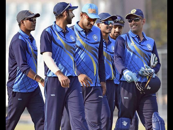 కోల్‌కతాతో సుదీర్ఘ అనుబంధం