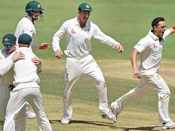 బోర్డర్‌ గవాస్కర్‌ స్కాలర్‌షిప్‌ను అందుకున్న తొలి ఆటగాడు