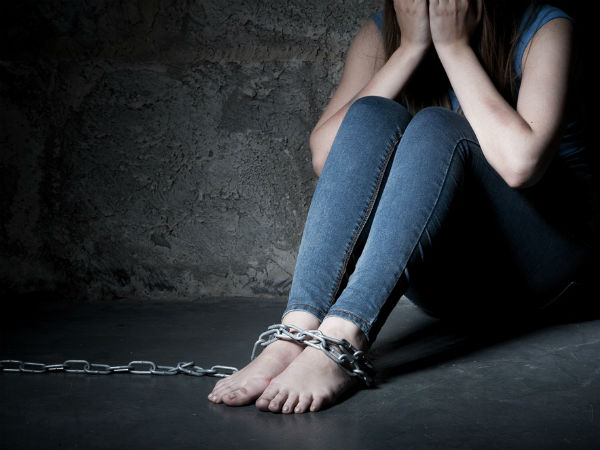 స్థానికులే విరాళాలు వసూలు చేసి ఇచ్చారు