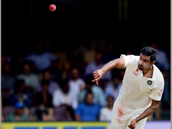దిగ్గజ ఆటగాళ్ల సరసన అశ్విన్