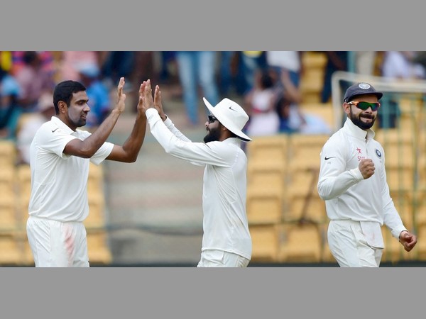 ప్రపంచ రికార్డు నెలకొల్పిన అశ్విన్