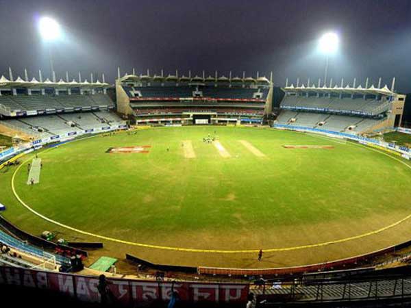 మూడు పిచ్‌లు ఈ సీజన్‌లో ఉపయోగించినవే