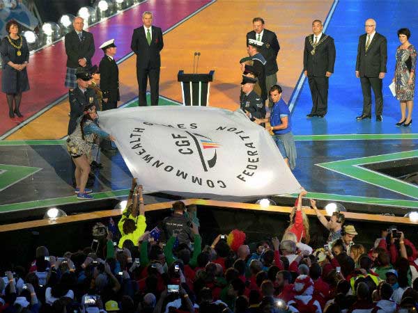 ఆర్థిక పరిస్థితి నుకూలంగా లేకపోవడం వల్లే