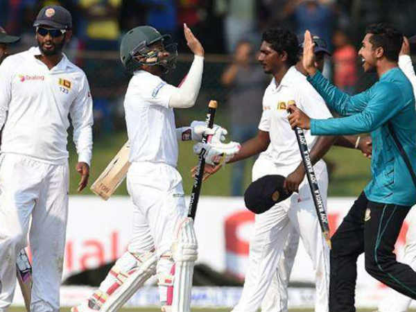 రెండో టెస్టులో ముష్ఫికర్ అరుదైన ఘనత రెండో టెస్టులో ముష్ఫికర్ అరుదైన ఘనత