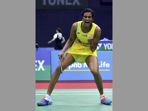 అనూహ్యంగా పుంచుకున్న సింధు