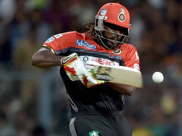 అత్యధిక సిక్సుల రికార్డు కూడా గేల్‌దే 