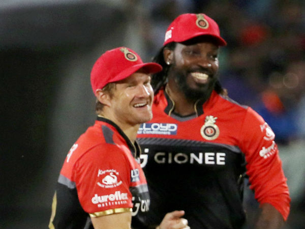 ఈ మ్యాచ్‌కు ముందు 9,997 పరుగులతో