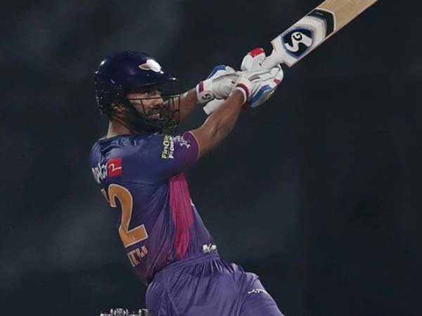 ధోనిపై మరోసారి అక్కసు