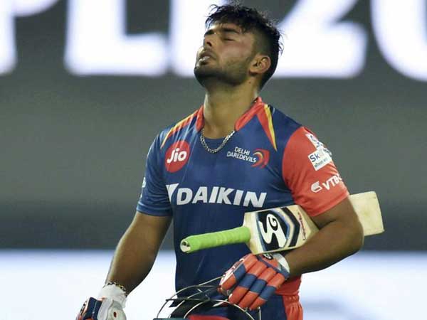 97 పరుగుల వద్ద అవుట్