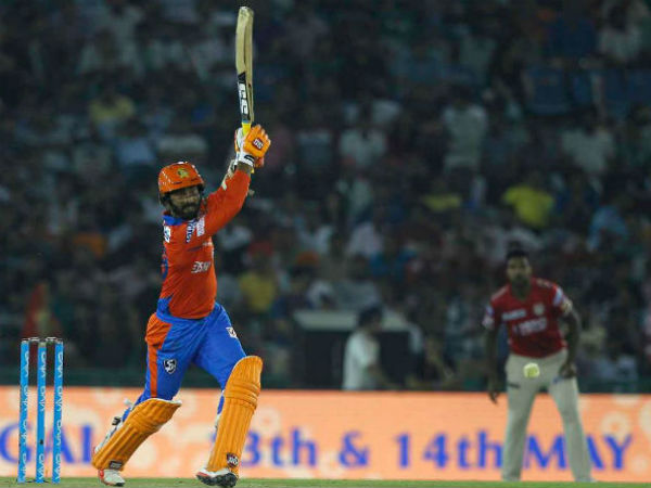 ఆఖర్లో ఉత్కంఠ 