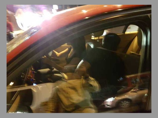 బాలీవుడ్ అవకాశాల కోసం ముంబైలో