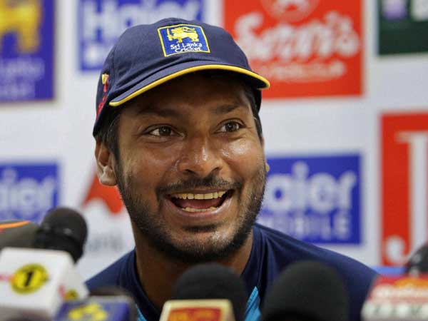 2015లో టెస్టు క్రికెట్‌కు వీడ్కోలు