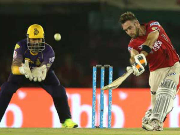  Kolkata Knight Riders win the toss and elect to field
