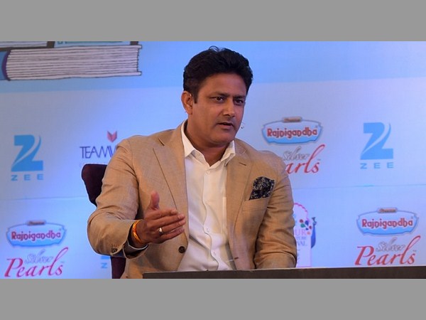 కొత్త కోచ్ రేసులో కుంబ్లేతో కలిపి మొత్తం ఆరుగురు