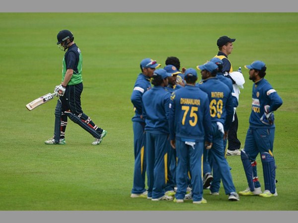 39 నిమిషాలు మ్యాచ్‌ ఆలస్యం