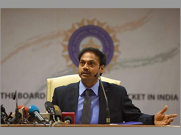 ఏదో ఒక నిర్ణయం తీసుకోవాలి ఏదో ఒక నిర్ణయం తీసుకోవాలి