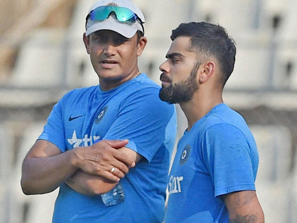 కెప్టెన్, కోచ్‌ల మధ్య భేదాభిప్రాయాలు