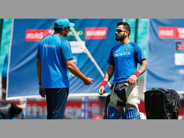 డ్రెస్సింగ్ రూమ్‌పై కూడా ఇద్దరి మధ్య గొడవ