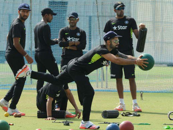 ఫిజికల్‌ ట్రైనింగ్‌కు ఒకరిని తీసుకొంటే చాలు