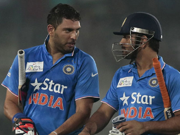 విండిస్ పర్యటనలో కోచ్ బాధ్యతను తీసుకున్న ధోని, యువీ