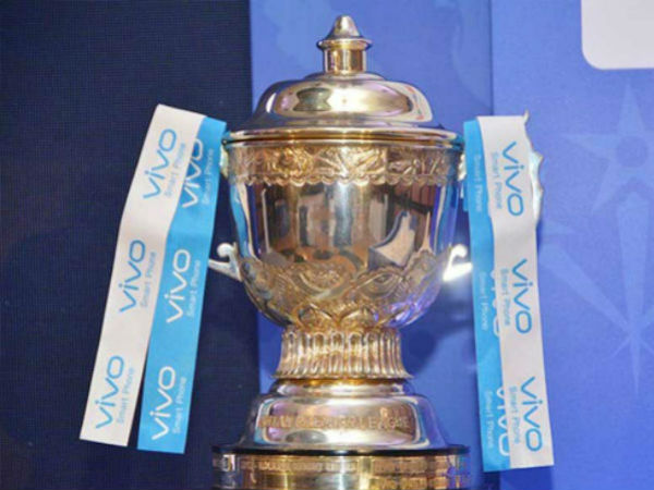 ఆయా జట్లతో ముగిసిన పదేళ్ల కాంట్రాక్టు