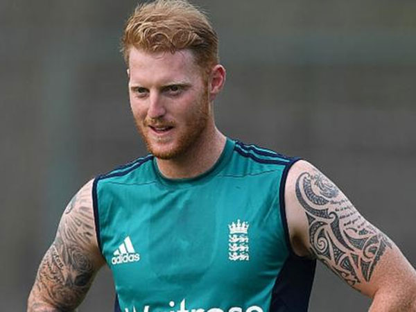 కొంత మొత్తంతో కారు కొనుకున్నా