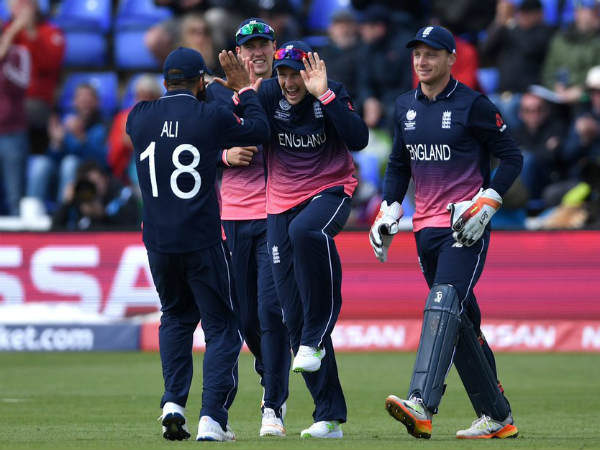 Unchanged New Zealand elect to bowl against England 