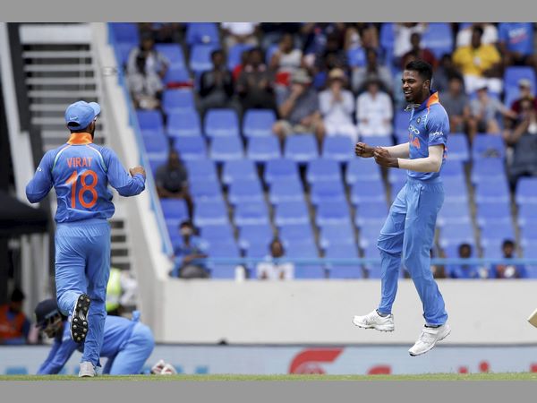 11 పరుగుల తేడాతో విండిస్ విజయం