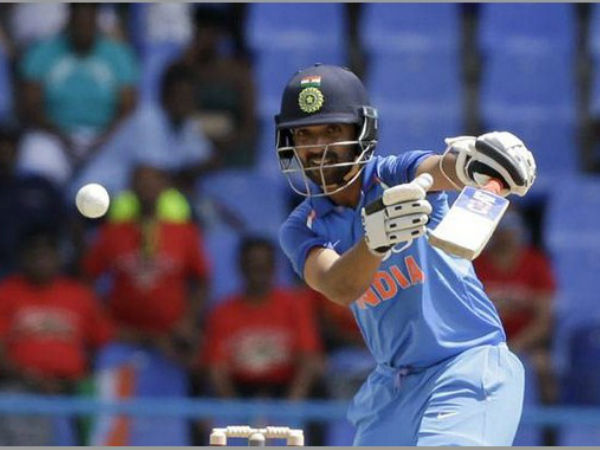 వరుసగా నాలుగు అర్ధసెంచరీలు