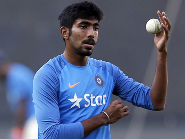 బుమ్రా బౌలింగ్‌కు దిగాడంటే 