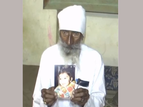 ఆటో డ్రైవర్‌గా