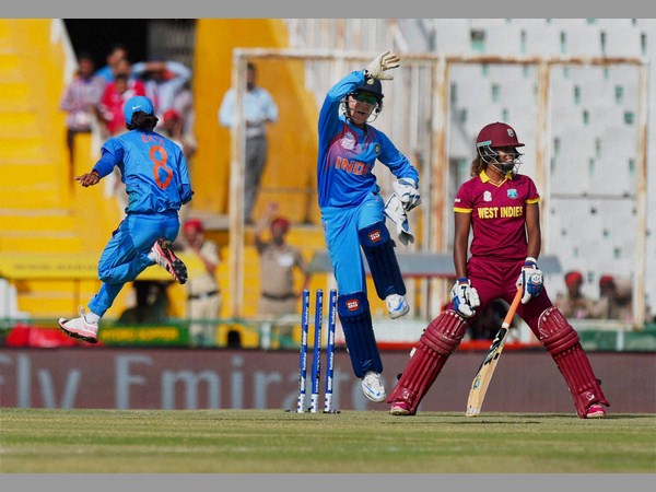 ఫ్లయిటెడ్‌ డెలివరీలు ఏక్తా ప్రత్యేకత 