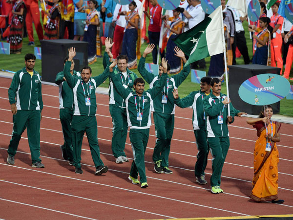 పాకిస్థాన్ నుంచి 6గురు అథ్లెట్లు