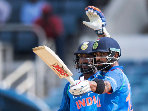 చేధనలో అత్యధిక సెంచరీలు చేసిన ఆటగాళ్లు: 