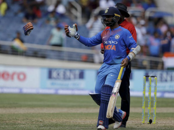 పరిస్థితులను బట్టి ఎలా స్పందించాలో