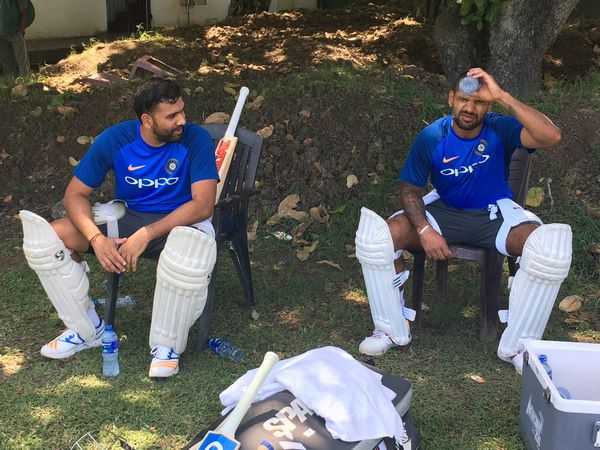 తొలి టెస్టుకు కేఎల్ రాహుల్ దూరం