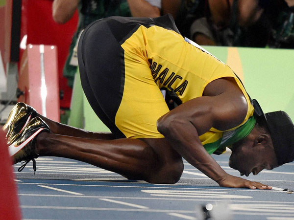 ఉత్సాహంతో కనిపించిన బోల్ట్