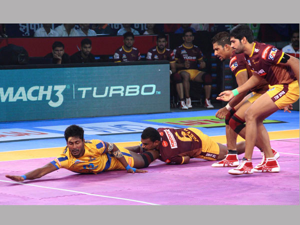 10 మ్యాచ్‌ల్లో 21 పాయింట్లతో ఆఖరి స్ధానంలో తలైవాస్