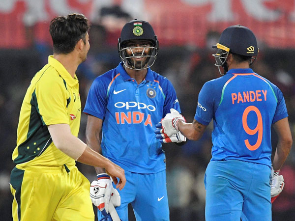 శ్రీలంక బలమైన జట్టు కాదన్నది నిజం