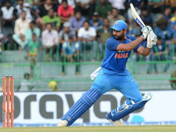 అగ్రస్ధానంలో రోహిత్ శర్మ