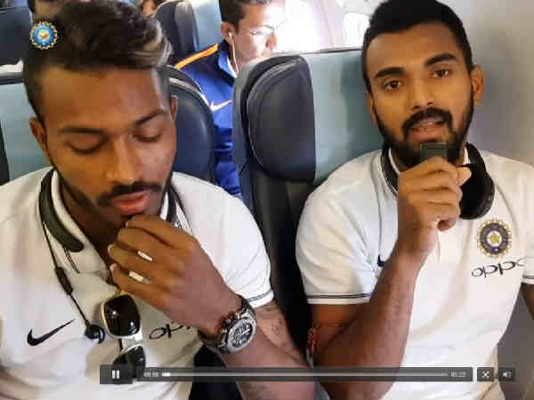 ఇండోర్ నుంచి ప్రత్యేక విమానంలో బెంగళూరుకి