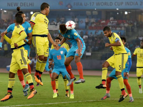  తొలి గోల్ చేసిన కొలంబియా