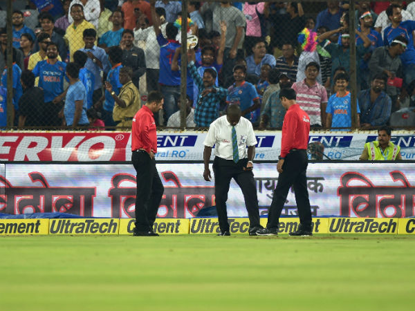  శుక్రవారం వర్షం పడలేదు